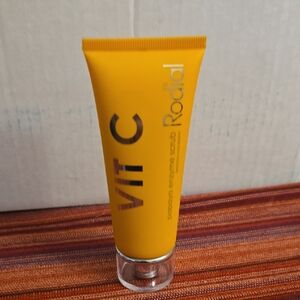 NEW & UNUSED Rodial Vit C Enzyme Scrub 2.36 Oz